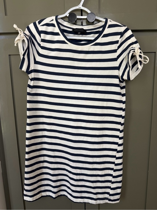 Sanctuary Dresses & Skirts - Sanctuary Navy and White Striped Crewneck Dress